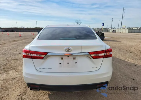 2015 Toyota Avalon Xle Premium z USA, uszkodzony, nr VIN 4T1BK1EB6FU193240